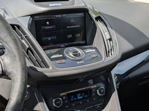 Used 2014 Ford Escape Titanium FWD image 18