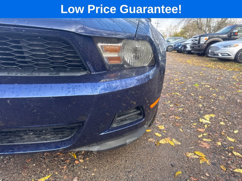 Used 2011 Ford Mustang Convertible w/ 101A Rapid Spec Order Code RWD image 11