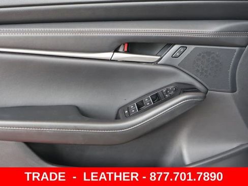 Used 2025 MAZDA MAZDA3 s FWD image 12