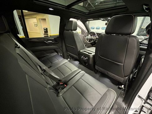 Used 2025 GMC Yukon XL Elevation image 30