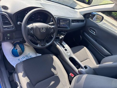 Certified 2022 Honda HR-V EX image 19