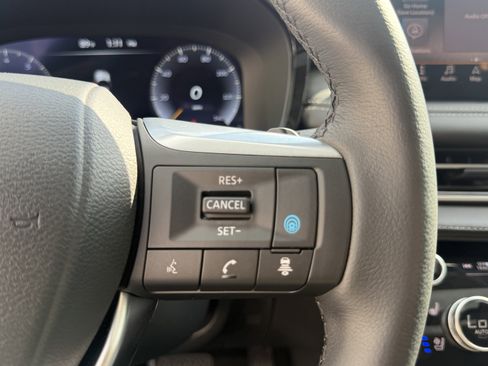 Certified 2025 INFINITI QX60 Luxe image 21