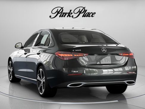 Used 2022 Mercedes-Benz C 300 Sedan image 15