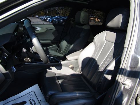 Used 2022 Audi A4 2.0T Premium Plus image 19
