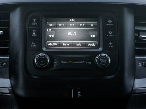 Used 2022 RAM 2500 Tradesman w/ Chrome Appearance Group image 25