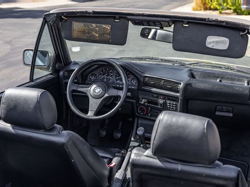 Used 1989 BMW 325i Convertible RWD image 39