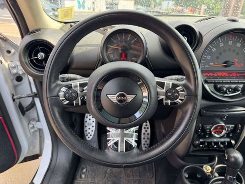 Used 2015 MINI Cooper Paceman FWD image 10