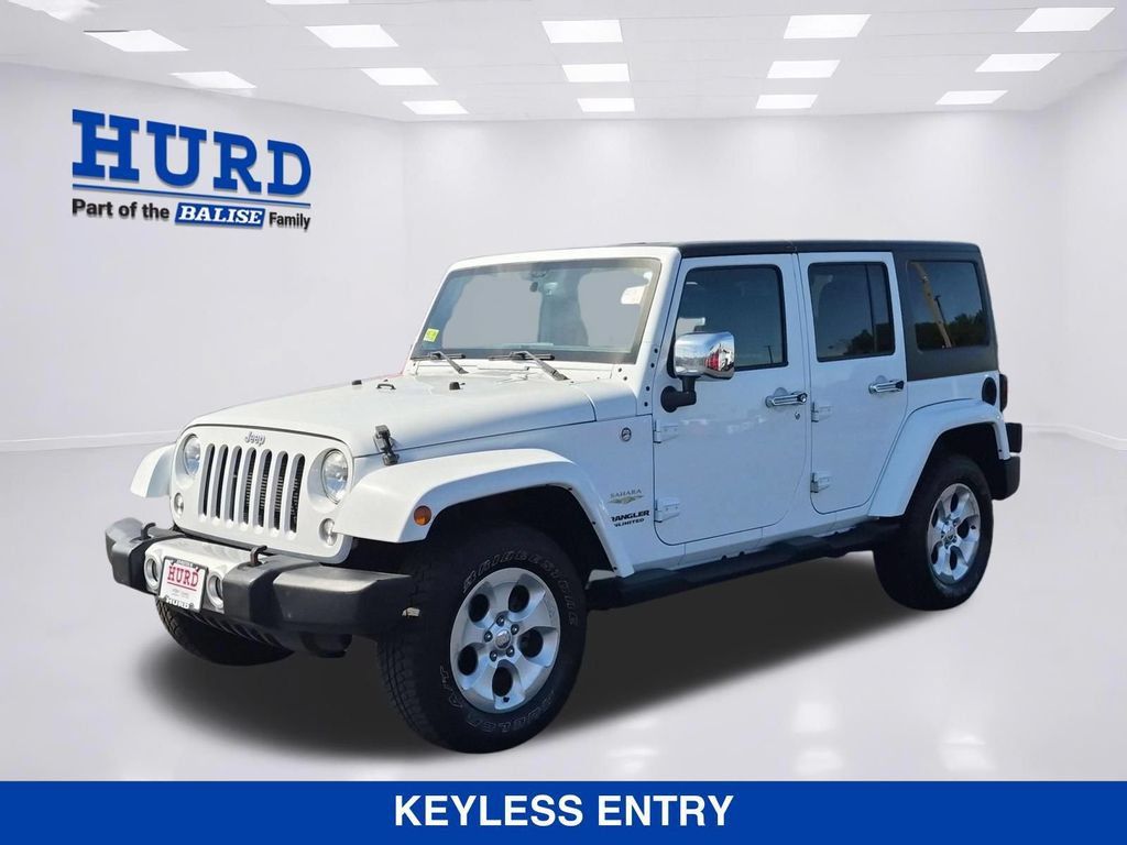 Used 2014 Jeep Wrangler Unlimited Sahara w/ Connectivity Group AWD/4WD image 7