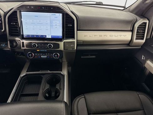 Used 2022 Ford F250 Lariat w/ Tremor Off-Road Package image 27
