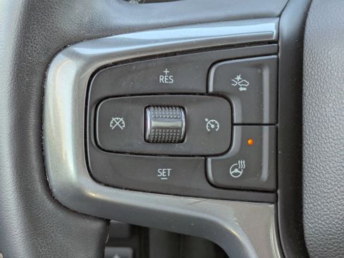 Certified 2023 Chevrolet Suburban Z71 w/ Luxury Package image 27