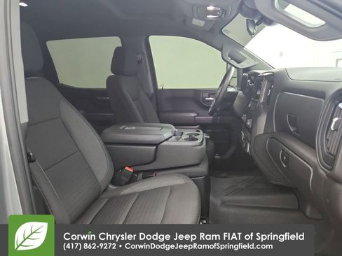 Used 2024 Chevrolet Silverado 1500 Custom w/ LPO, Dark Essentials Package image 32