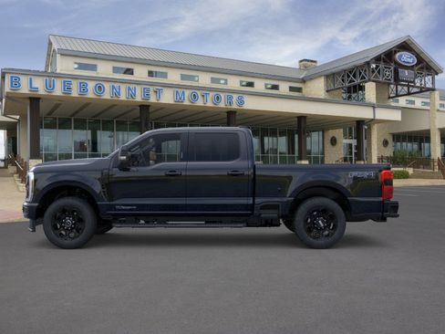 New 2026 Ford F250 Lariat w/ Black Appearance Package AWD/4WD image 3