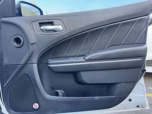 Used 2016 Dodge Charger R/T Scat Pack w/ Beats Audio Group image 34