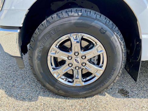 Used 2022 Ford F150 Lariat image 32