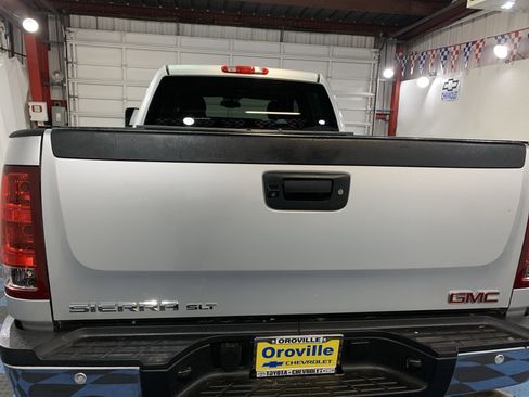 Used 2013 GMC Sierra 2500 SLT w/ SLT Convenience Package image 5