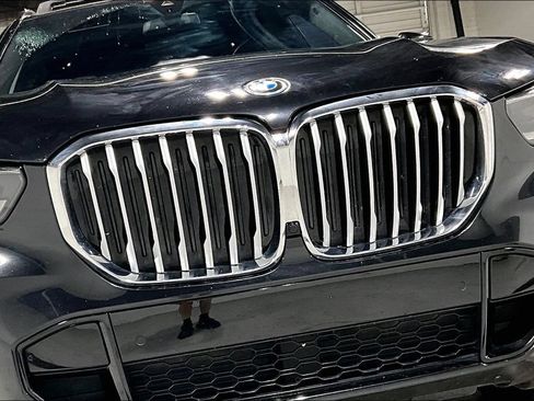 Used 2022 BMW X5 xDrive45e w/ M Sport Package AWD/4WD image 35