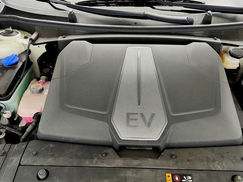 Used 2024 Kia EV6 Light AWD/4WD image 25
