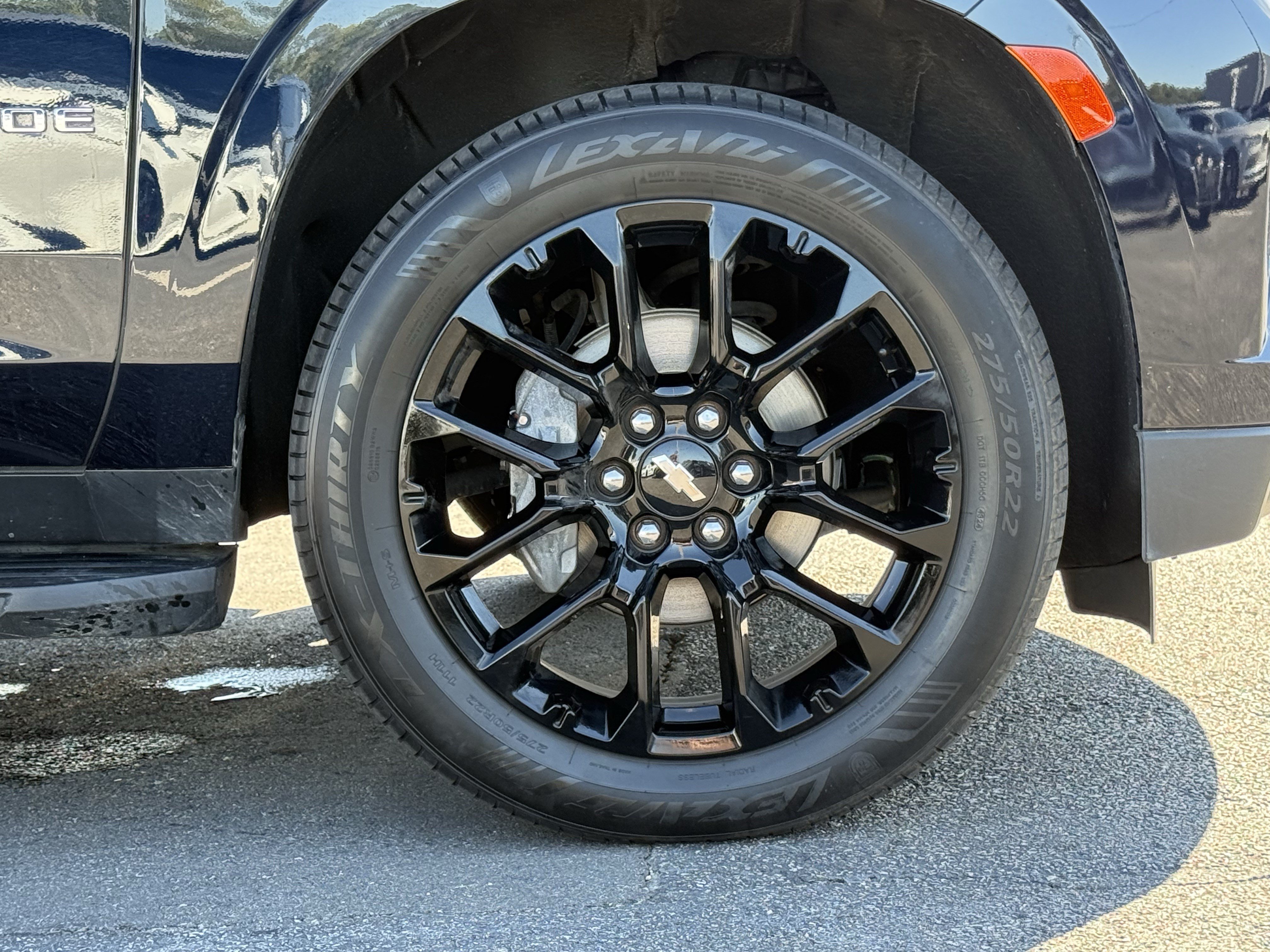 Used 2023 Chevrolet Tahoe LT RWD image 13