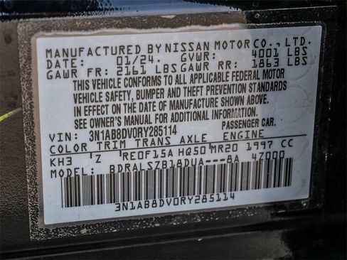 Used 2024 Nissan Sentra SR w/ SR Premium Package image 35