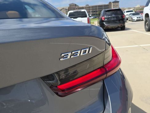 Used 2024 BMW 330i Sedan w/ Premium Package RWD image 13