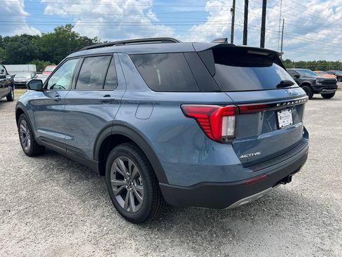 New 2026 Ford Explorer Active w/ Active Comfort Package AWD/4WD image 5