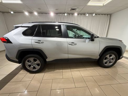 Certified 2025 Toyota RAV4 LE AWD/4WD image 7