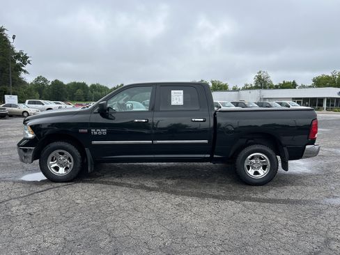 Used 2017 RAM 1500 Classic SLT AWD/4WD image 7