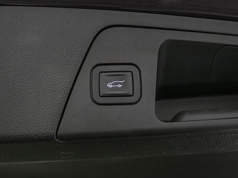 Used 2018 Buick Envision Essence image 13