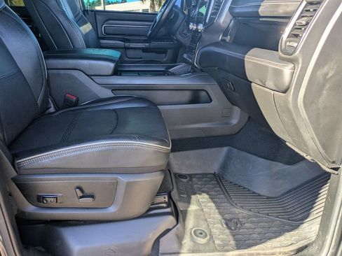 Used 2022 RAM 2500 Limited image 31