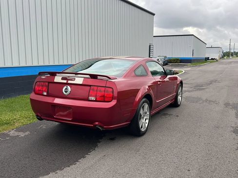 Used 2007 Ford Mustang GT RWD image 5