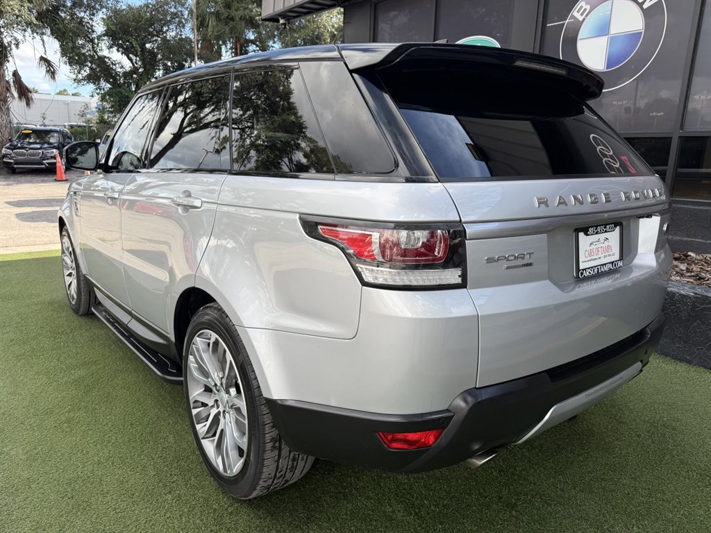Used 2017 Land Rover Range Rover Sport HSE AWD/4WD image 4