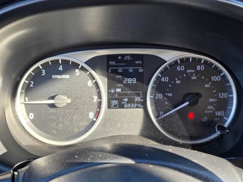 Used 2021 Nissan Kicks S image 23