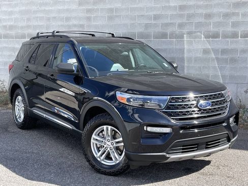 Used 2023 Ford Explorer XLT w/ Equipment Group 202A AWD/4WD image 1