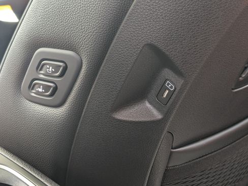 New 2026 Kia Carnival SX Prestige FWD image 16