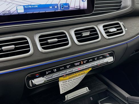 New 2026 Mercedes-Benz GLS 450 4MATIC image 17