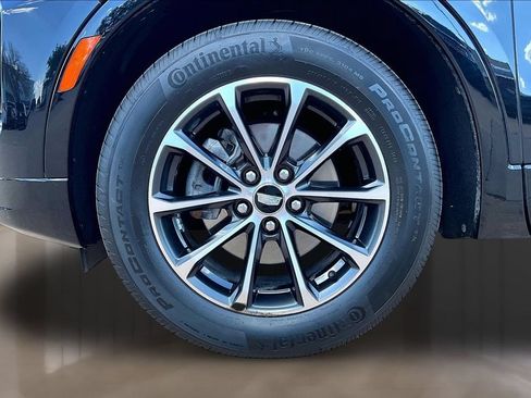 Used 2024 Cadillac XT4 Sport AWD/4WD image 8