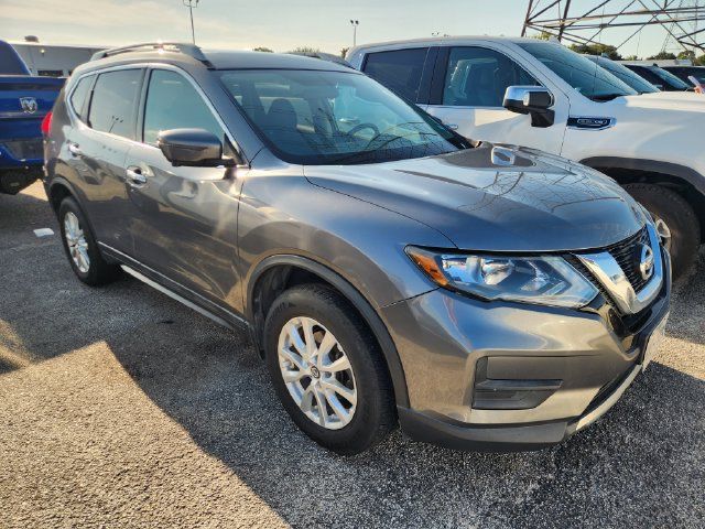 Used 2017 Nissan Rogue SV AWD/4WD image 1