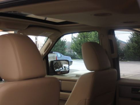 Used 2017 Ford Expedition Limited w/ Equipment Group 301A image 25