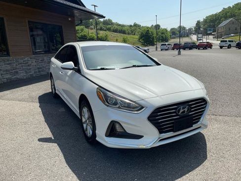 Used 2018 Hyundai Sonata SE FWD image 11