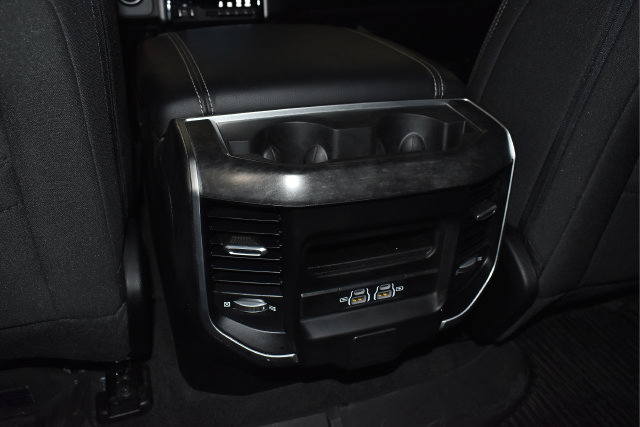 Used 2023 RAM 1500 Big Horn AWD/4WD image 30
