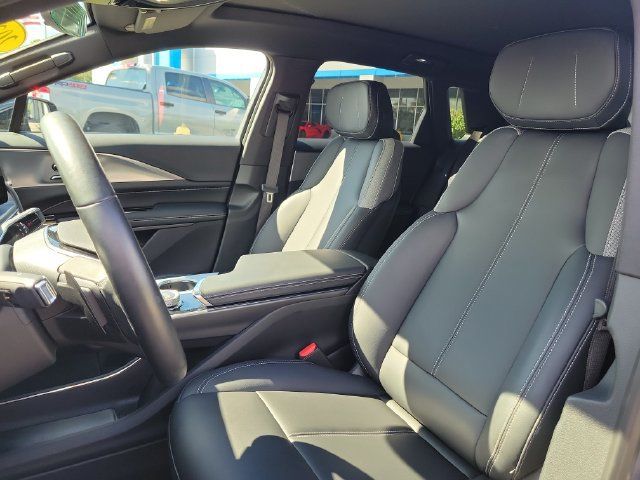Certified 2024 Cadillac Lyriq Tech AWD/4WD image 23