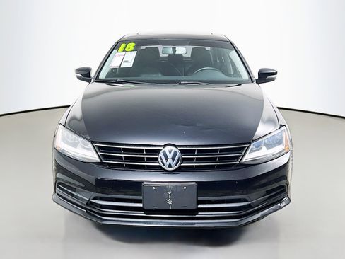 Used 2018 Volkswagen Jetta Wolfsburg Edition image 11