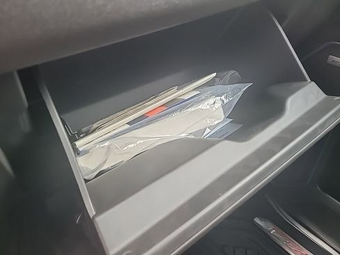 Certified 2022 Chevrolet Silverado 1500 LTZ w/ LTZ Convenience Package II image 30