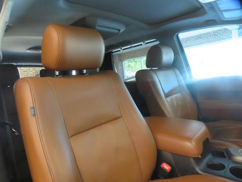 Used 2017 Toyota Sequoia Platinum RWD image 30