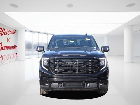 Used 2022 GMC Sierra 1500 Denali w/ Denali Reserve Package image 4
