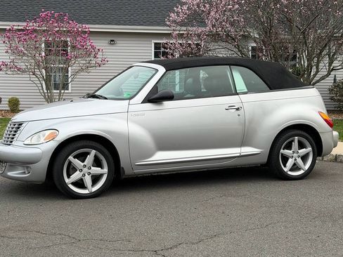 Used 2005 Chrysler PT Cruiser GT FWD image 6