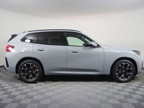 Used 2026 BMW X3 xDrive30i w/ Premium Package AWD/4WD image 2