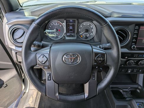 Used 2023 Toyota Tacoma TRD Off-Road w/ TRD Premium Off Road Package AWD/4WD image 9