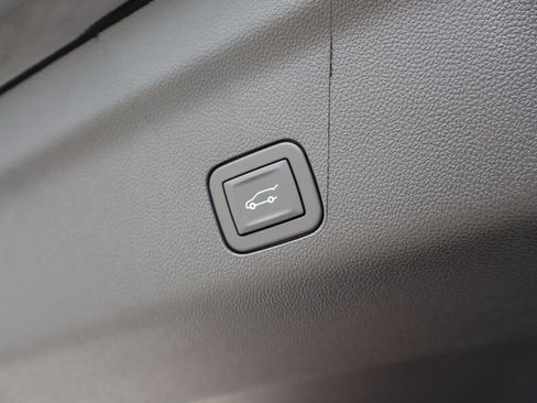 New 2026 Chevrolet Tahoe High Country AWD/4WD image 42