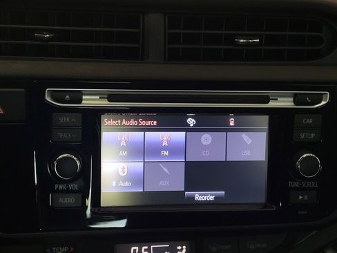 Used 2016 Toyota Prius C Persona Series image 25